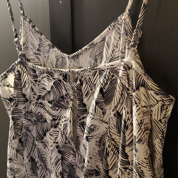 Banana Republic Spaghetti Strap Jumper - Picture 11 of 17